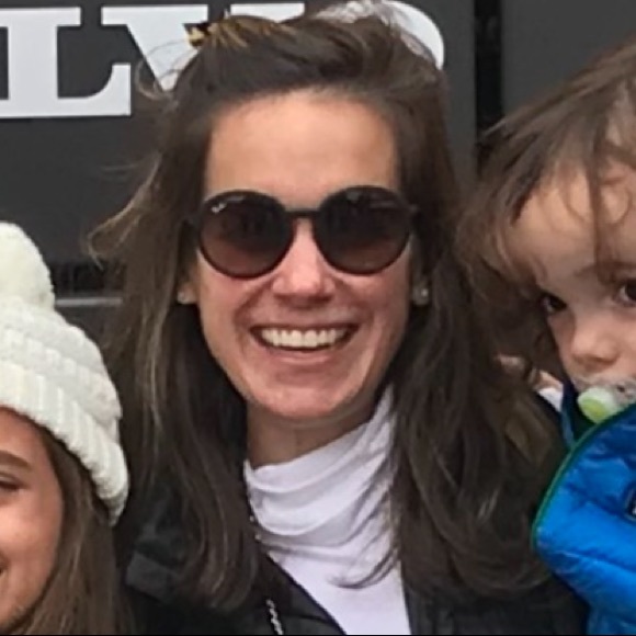 Meet your Posher, Jessica - Picture 1 of 1